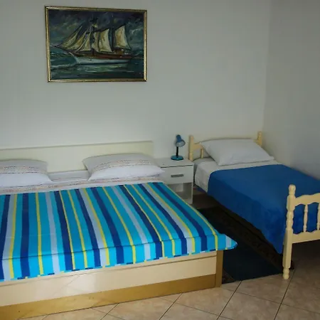 Apartments Zdravko - 150 M From Sandy Beach Duce Exterior photo