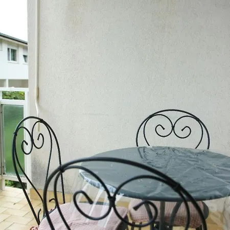 Apartments Zdravko - 150 M From Sandy Beach Duce Exterior photo