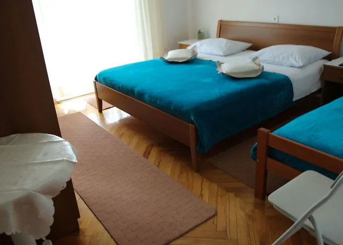 Apartments Zdravko - 150 M From Sandy Beach