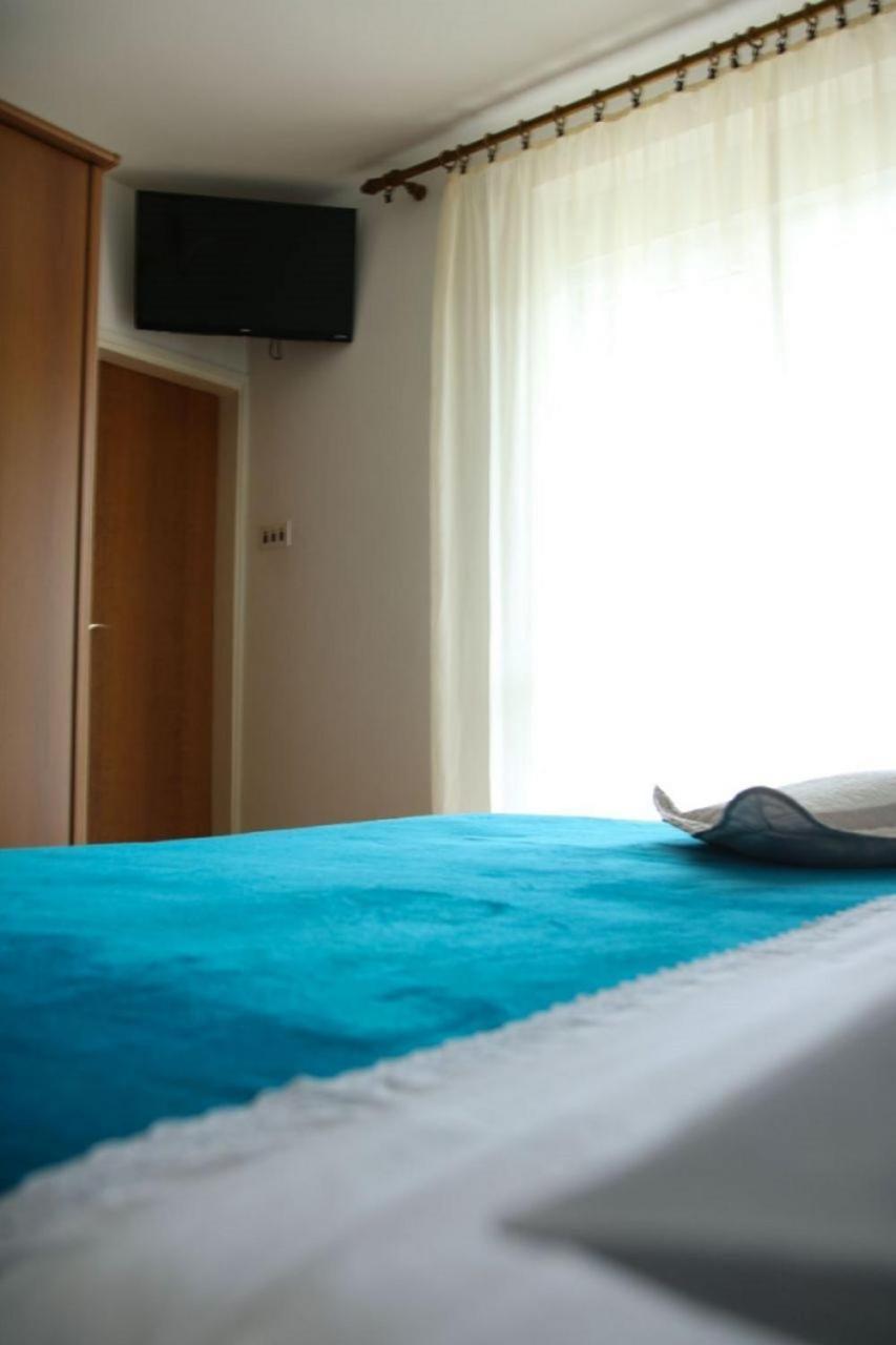 Apartment Zdravko - 150 M From Sandy *
