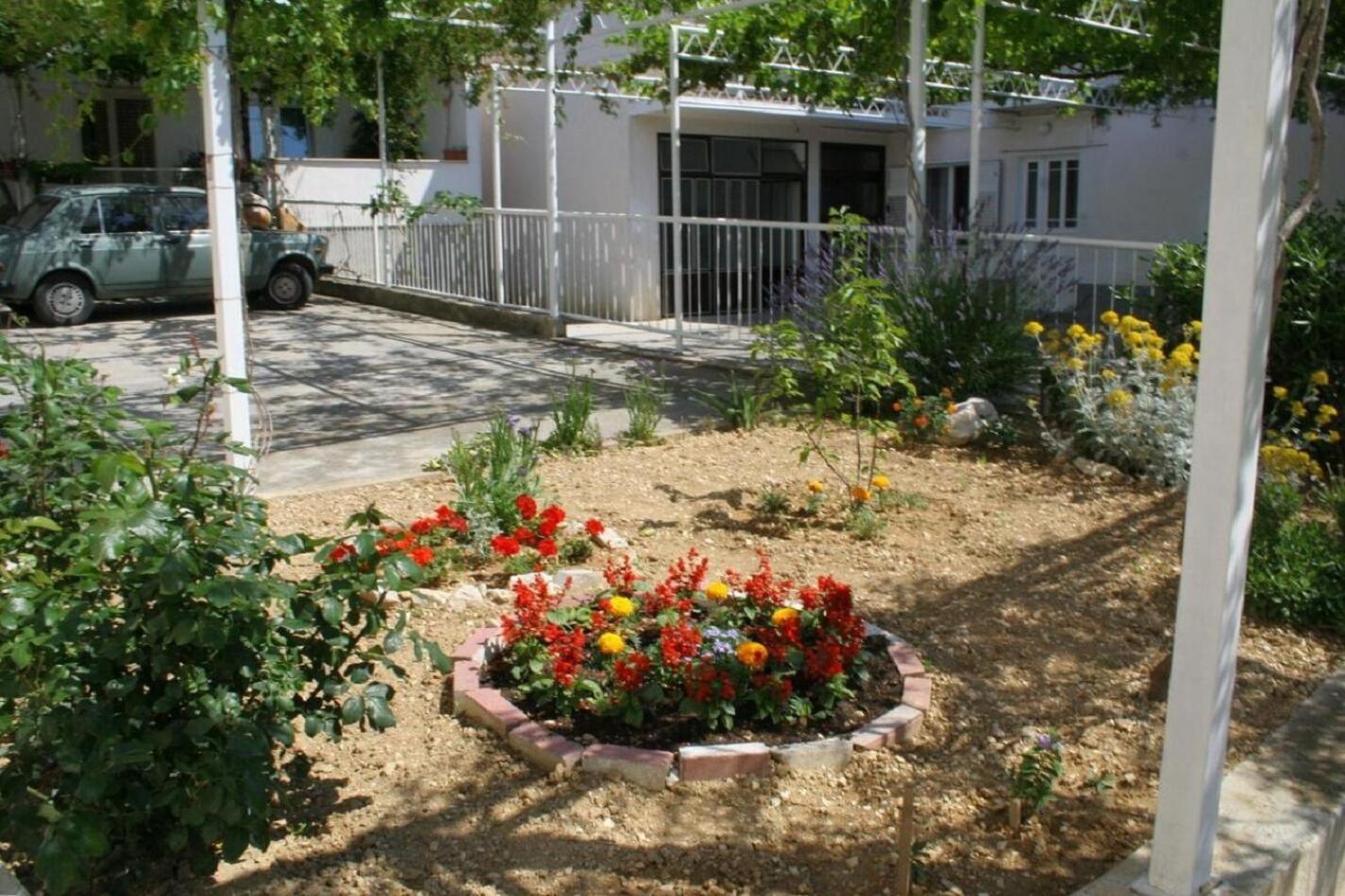 Apartment Zdravko - 150 M From Sandy