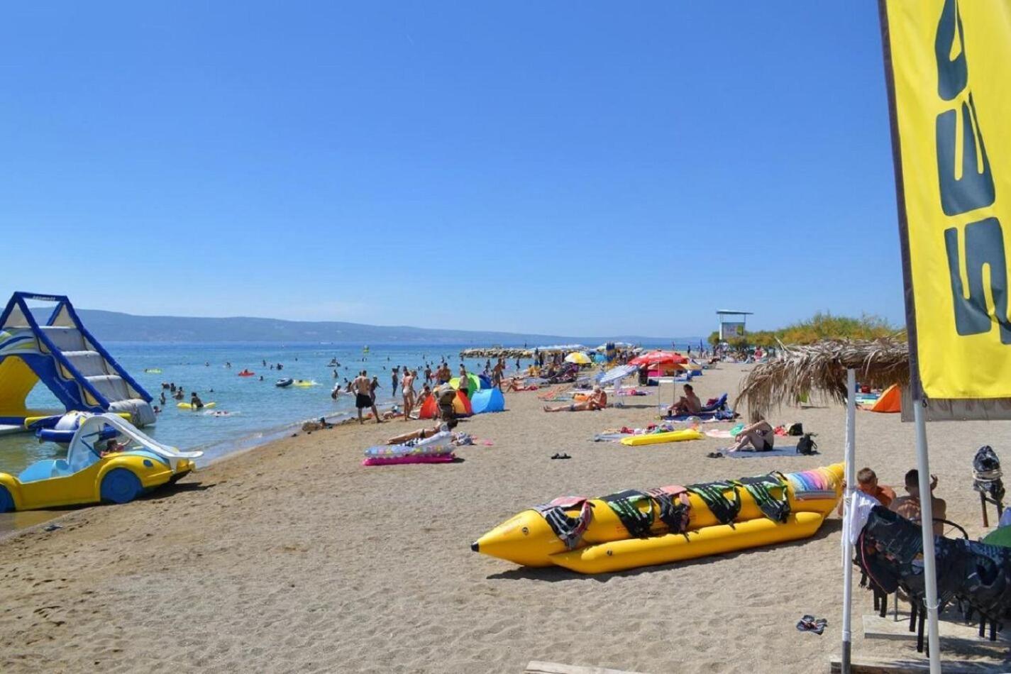 Zdravko - 150 M From Sandy Apartment Duce